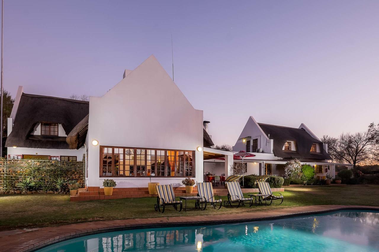 Mokoya Lodge Hekpoort Ngoại thất bức ảnh
