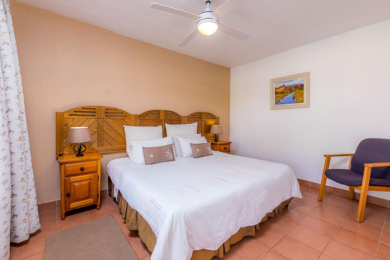Mokoya Lodge Hekpoort Ngoại thất bức ảnh