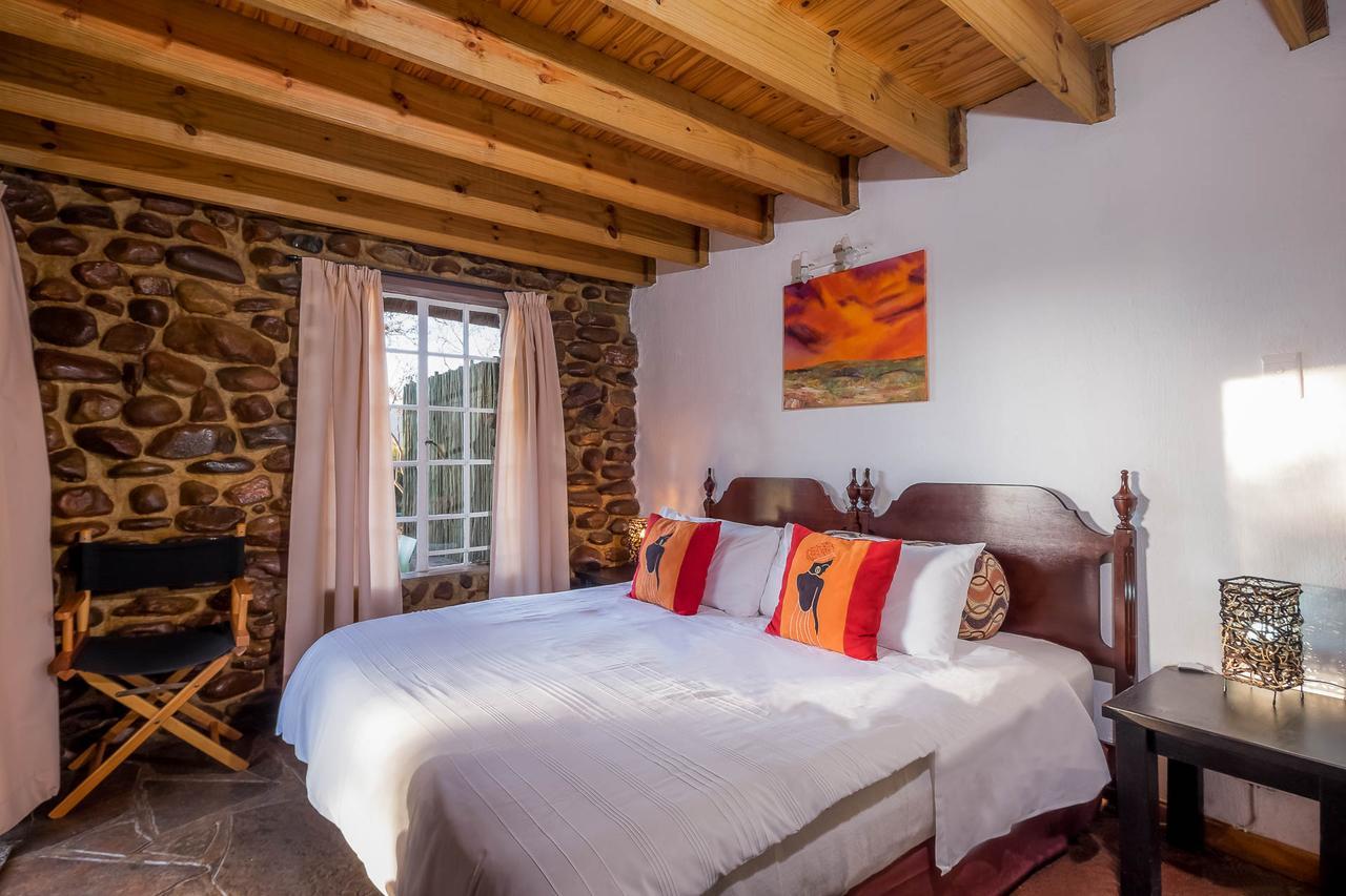Mokoya Lodge Hekpoort Ngoại thất bức ảnh
